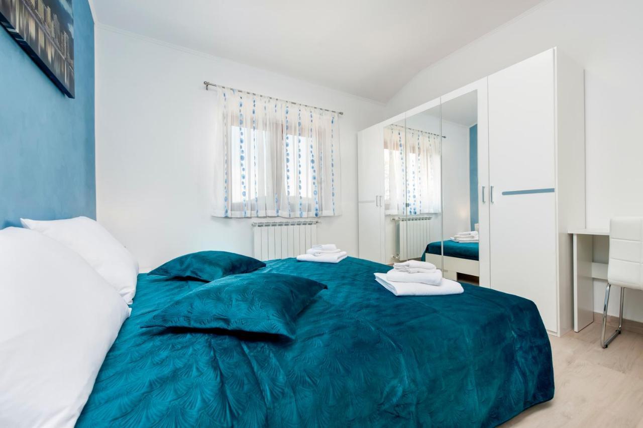 Comfort Apartments Karla 로비니 외부 사진